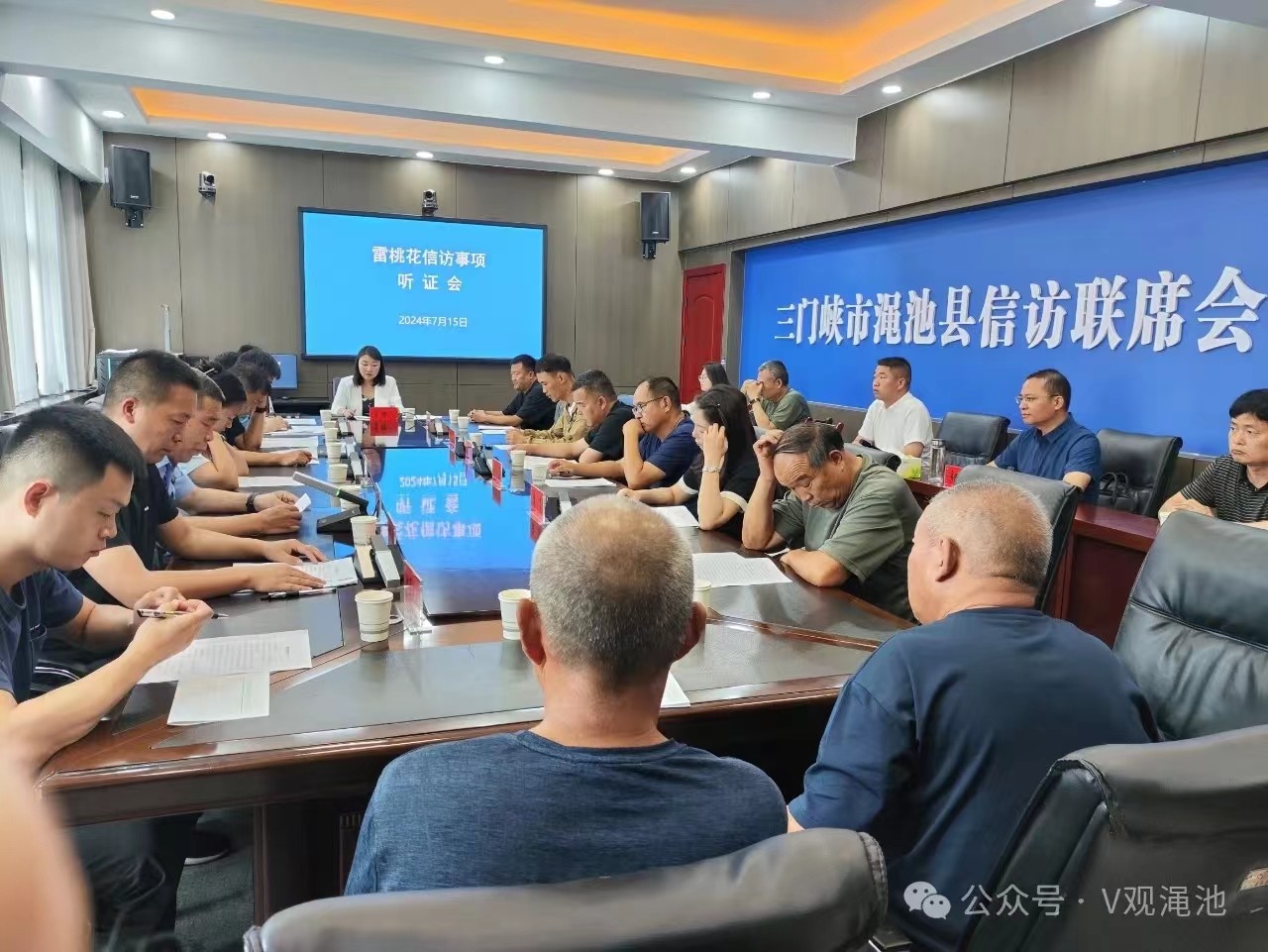 1102487261.jpg 1102487261.jpg