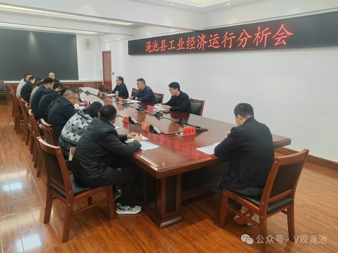 895653459.jpg 895653459.jpg