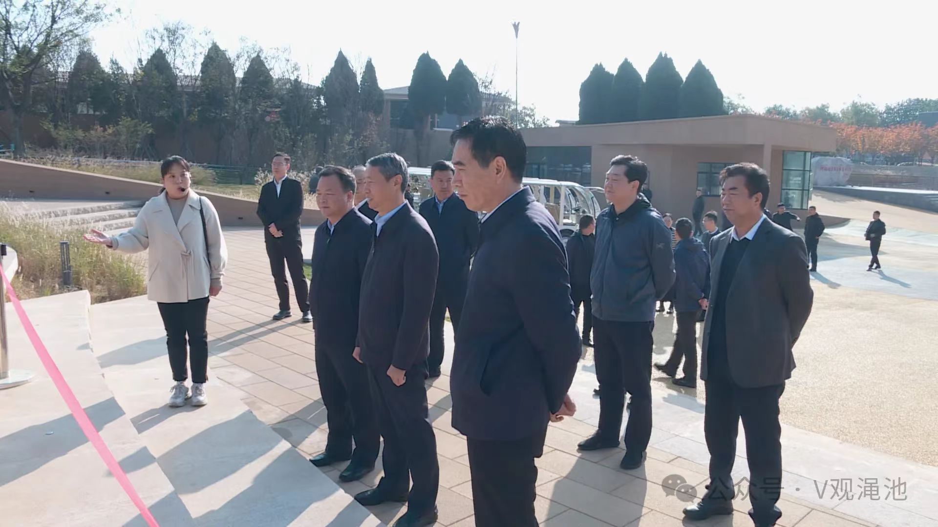 1219236833.jpg 1219236833.jpg